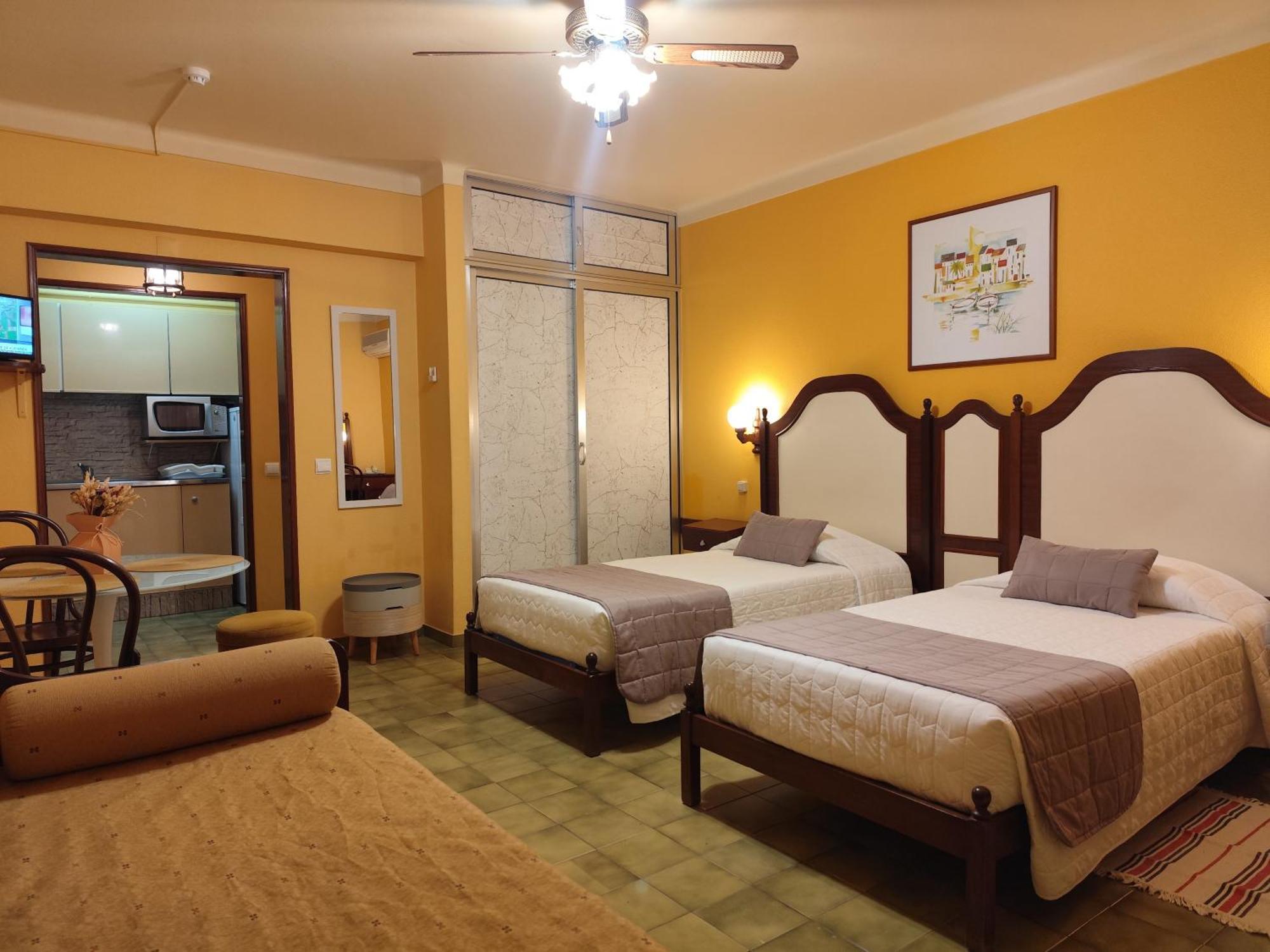 Apartamentos Turisticos Praia Grande เฟร์รากูโด ภายนอก รูปภาพ