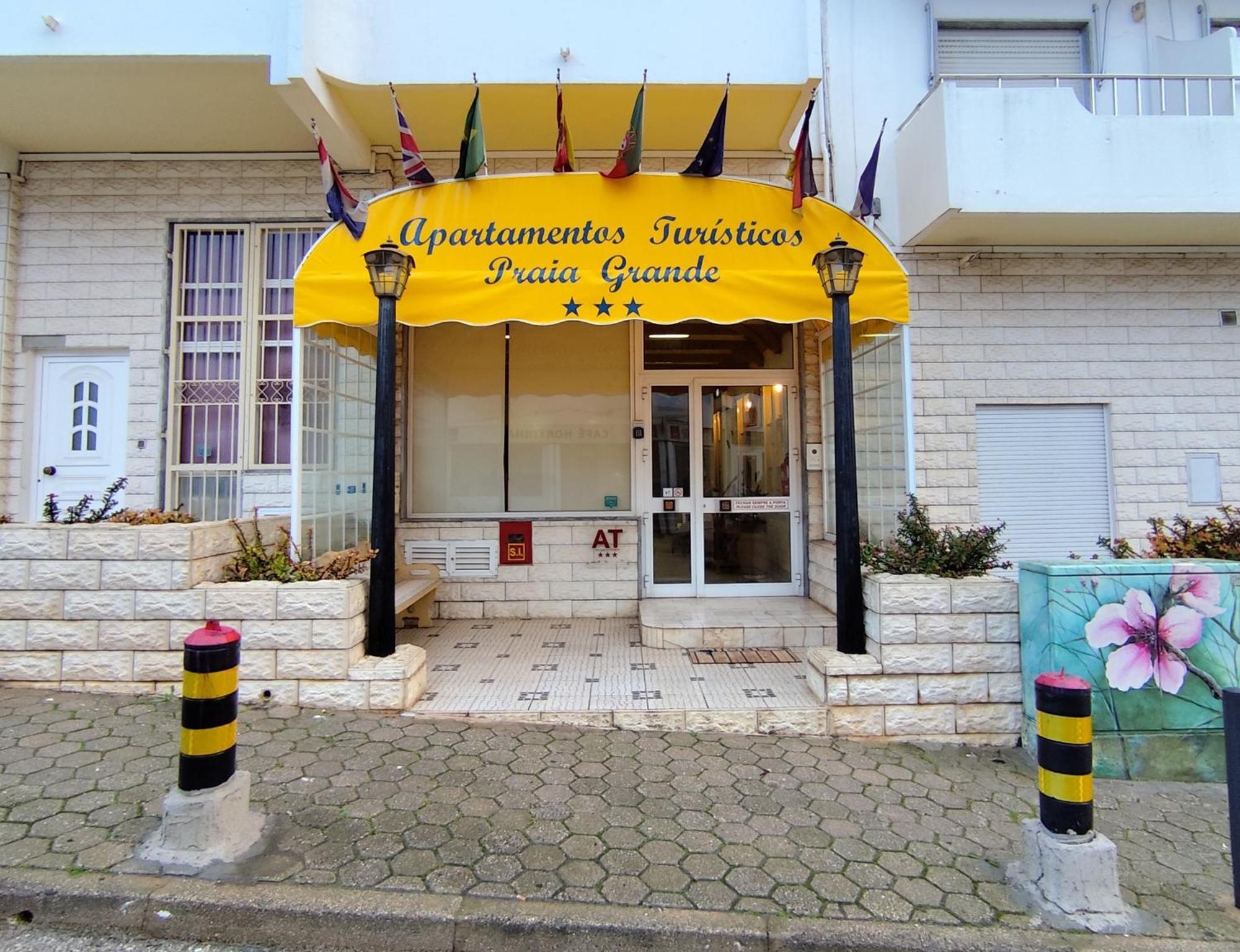 Apartamentos Turisticos Praia Grande เฟร์รากูโด ภายนอก รูปภาพ